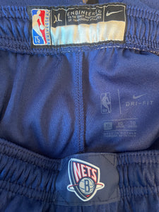 Nike Dri Fit boys Brooklyn Nets Swingman shorts XL(18-20)