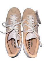 Adidas women’s Gazelle suede low top sneakers US 7.5 NEW