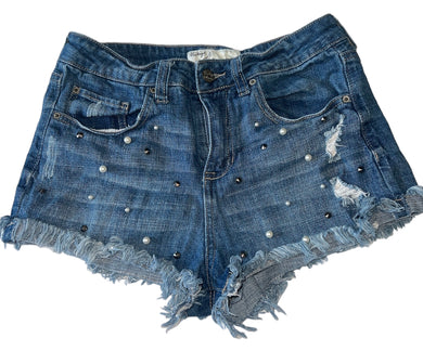 Vintage Havana women’s distressed studded cutoff jean shorts 25