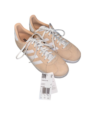 Adidas women’s Gazelle suede low top sneakers US 7.5 NEW