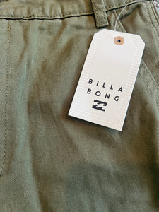 Billabong women’s mid rise Kick Back cargo pants 25 NEW