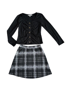 Wild Daisy girls 2pc plaid skirt set 8