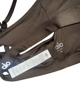 Alo Yoga women’s Intrigue Airlift sports bra M