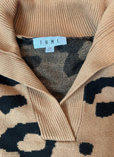 THML women’s animal print collar sweater XS