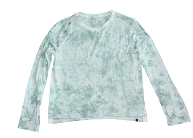 Lululemon women’s Train To Be long sleeve top (read measurements)