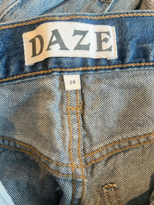 Daze Denim women’s Sundaze High Rise Dad jeans 24