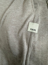 Vuori women’s performance joggers XS