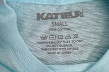 Katie J NYC junior women’s Fearless cropped tee S NEW