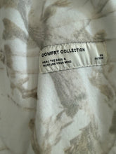 Comfrt women’s white oak camo sweatpants S