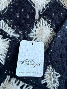 Free People women’s crochet Beach House top XS NEW