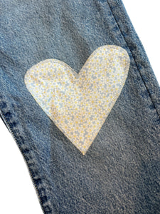 Levi’s 501 Original Field Notes woman’s hi rise heart patch straight leg jeans 25 x 30 NEW