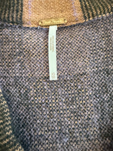 Free People women’s button up sweater vest XS