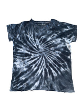 Katie J NYC junior women’s crew neck tee S