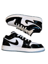 Air Jordan youth 1 mid Concord sneakers 4.5Y
