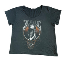 Madeworn women’s Stevie Nicks scoop neck tee L