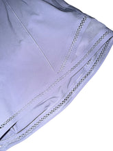 Lululemon women’s Hotty Hot HR lace trim shorts 4” lined 2