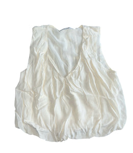 Astr The Label women’s bubble hem sleeveless blouse L