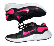 Nike girls Revolution running sneakers 2Y