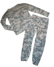 PJ Salvage women’s 2pc camouflage cozy knit lounge set XS