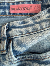 Blank NYC girls mid rise cutoff distressed jean shorts 12