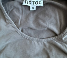 Tic Toc junior women’s ruched sides cropped tee S