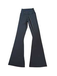 Aerie women’s Offline Real Me crossover flare M