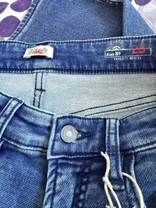 Faherty women’s stretch terry straight leg jeans Riverton wash 25 NEW