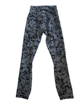 Lululemon women’s 7/8 length floral workout leggings 2