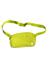 Lululemon women’s mini Everywhere crossbody belt bag O/S
