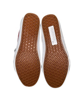 Vans women’s Sk8 hi top sneakers 7.5 NEW