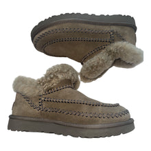 Ugg Australia women’s Classic Ultra Mini Alpine boot 8