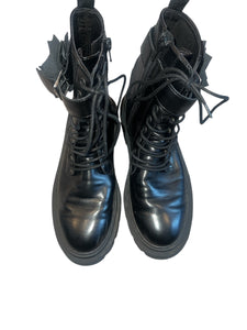 Zara big girls flower combat boots 37(5 Youth)