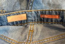 Pilcro x Anthropologie women’s the Breaker tapered barrel jeans 25