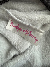 Tween girls plush fleece dripping happy face lounge shorts (read measurements) 14-16