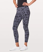 Lululemon women’s Align floral legging 24” sz 2