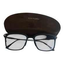 Tom Ford Hayden Tf831 matte black sunglasses & case