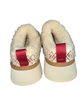 Ugg women’s Tazz Maxi Curly sherpa platform 8.0 NEW