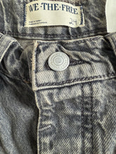 We The Free by Free People women’s Good Luck mid-rise barrel jeans 24 NEW