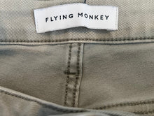 Flying Monkey women’s exposed button fly wide leg cropped jean 27