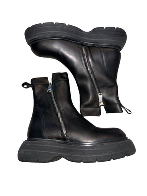 Free People women’s Mara zip up combat boots 37(6.5)