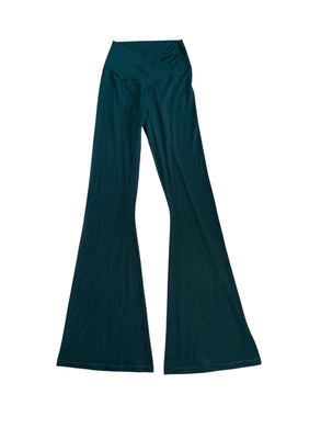 Aerie women’s Offline Real Me crossover flare M