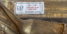 Gap women’s Vintage Slim high rise metallic jeans 32/14 short NEW