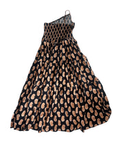 Moon River women’s one shoulder smocked maxi dress L