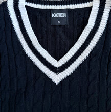 Katie J NYC tween girls Blair university v-neck sweater XL(14)
