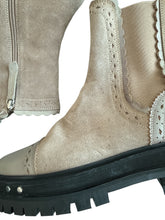 Free People women’s Tate studded Chelsea boots in oyster 7.5