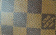 Louis Vuitton zippy wallet in Damier Ebene leather