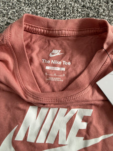 The Nike Tee girls long sleeve logo tee M(10-12) NEW