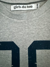 Girls Do Too long sleeve #89 cropped tee XL(16)