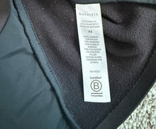 Athleta women’s Inlet puffer jacket XS