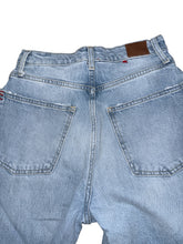 BDG Urban Outfitters women’s high & wide leg jeans 27